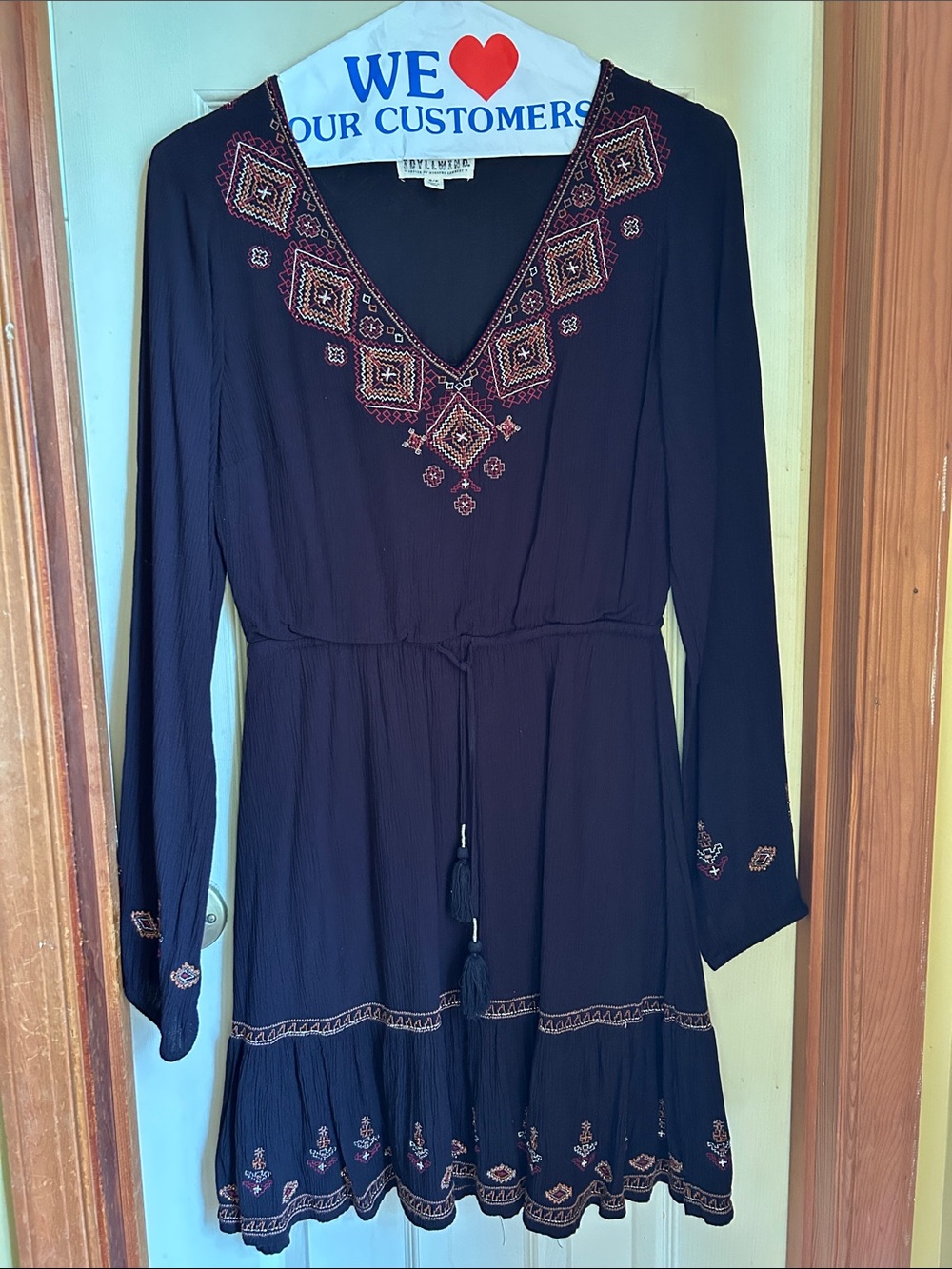 Idyllwind Black Embroidered V-Neck Long Sleeve Dress
